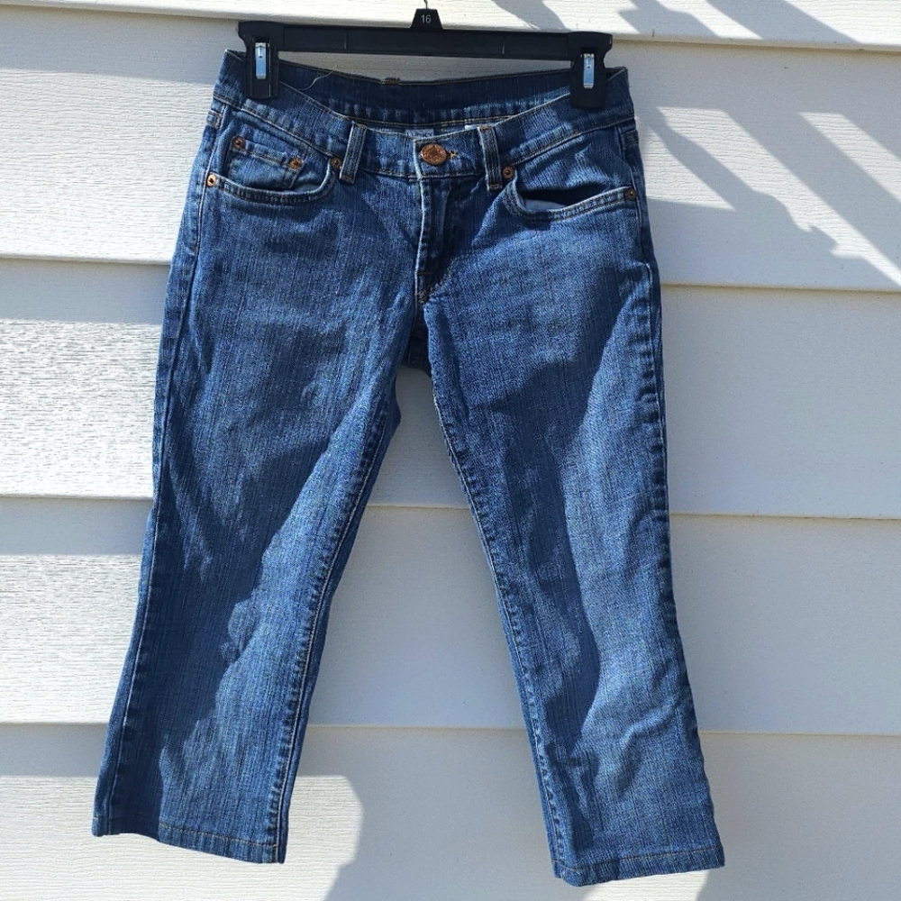 Women's Capris